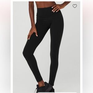 Alo Airbrush Winter Warm High Waist Legging - Black M